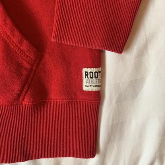 COPY - Roots deep red hoodie w grey fabric beaver white embroidery unisex EUC - Picture 5 of 6